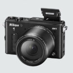 Nikon lanseaza 1 AW1 – mirrorless rezistent la apa si socuri Nikon lanseaza 1 AW1 – mirrorless rezistent la apa si socuri